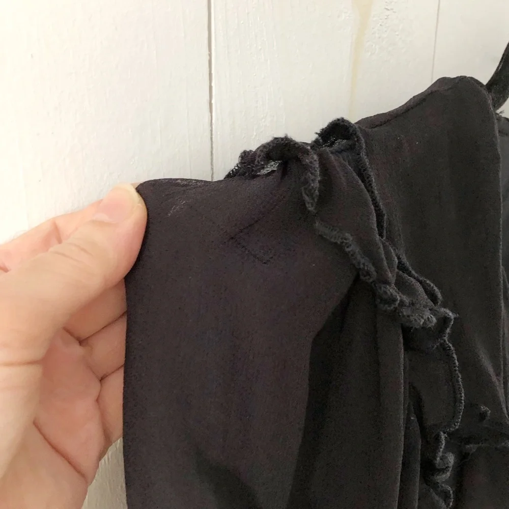 By Anthropologie Black Long-Sleeve Ruffle Top Size Medium - Picture 13 of 13